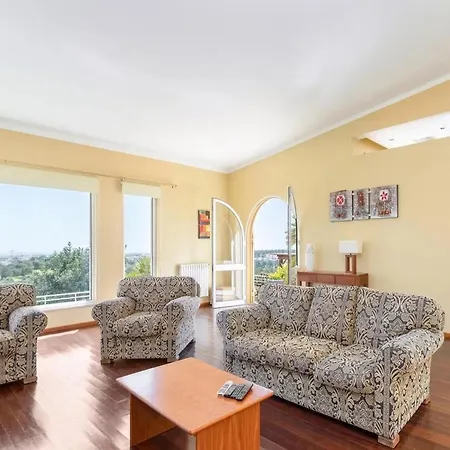 Casa Tradicional Com Bela Vista Tavira